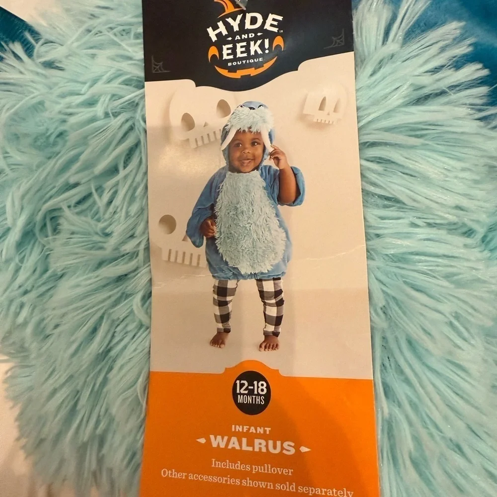Hyde & EEK! infant walrus